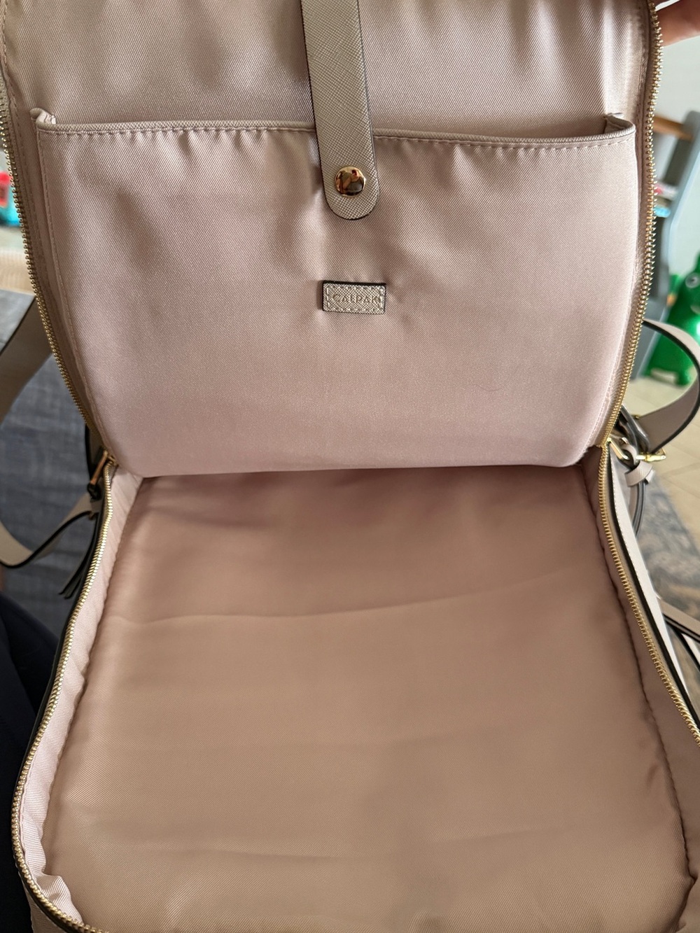 CALPAK KAYA 15in laptop backpack in stone - Picture 3 of 9